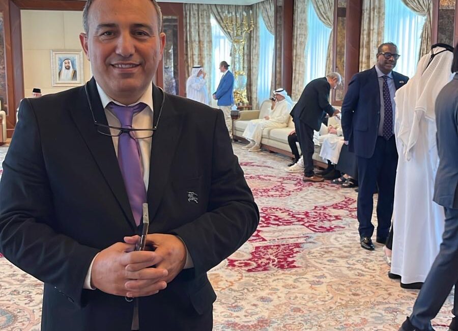 Birleşmiş Milletler tarafından “Uluslararası Barış Elçisi” ve diplomatik misyon unvanı