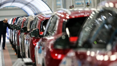 Otomotiv Sanayii Derneği (OSD) pazar verilerine göre otomotiv ihracatı, adet