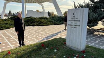 CHP eski genel başkanı Kemal Kılıçdaroğlu’nun, merhum Başbakan Bülent Ecevit’in