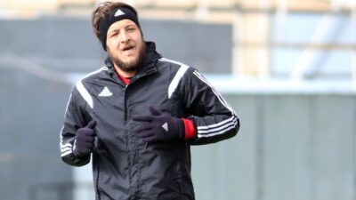 İstanbul Cumhuriyet Başsavcılığı, eski futbolcu Batuhan Karadeniz hakkında, sosyal medya