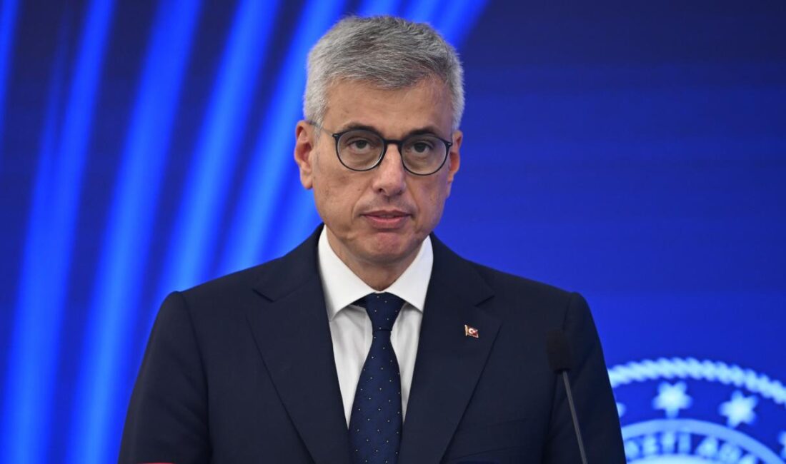 Sağlık Bakanı Kemal Memişoğlu, “Şu anda MHRS’de randevu sorununu yüzde