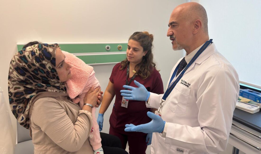 İzmir’in Kemalpaşa ilçesinde, evinde çıkan yangında vücudunun yarısı yanan ve