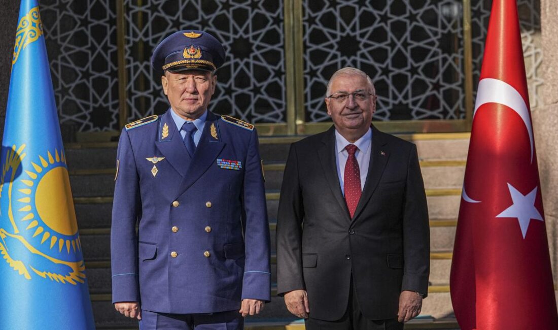 Milli Savunma Bakanı Yaşar Güler, Kazakistan Savunma Bakanı Dauren Kosanov