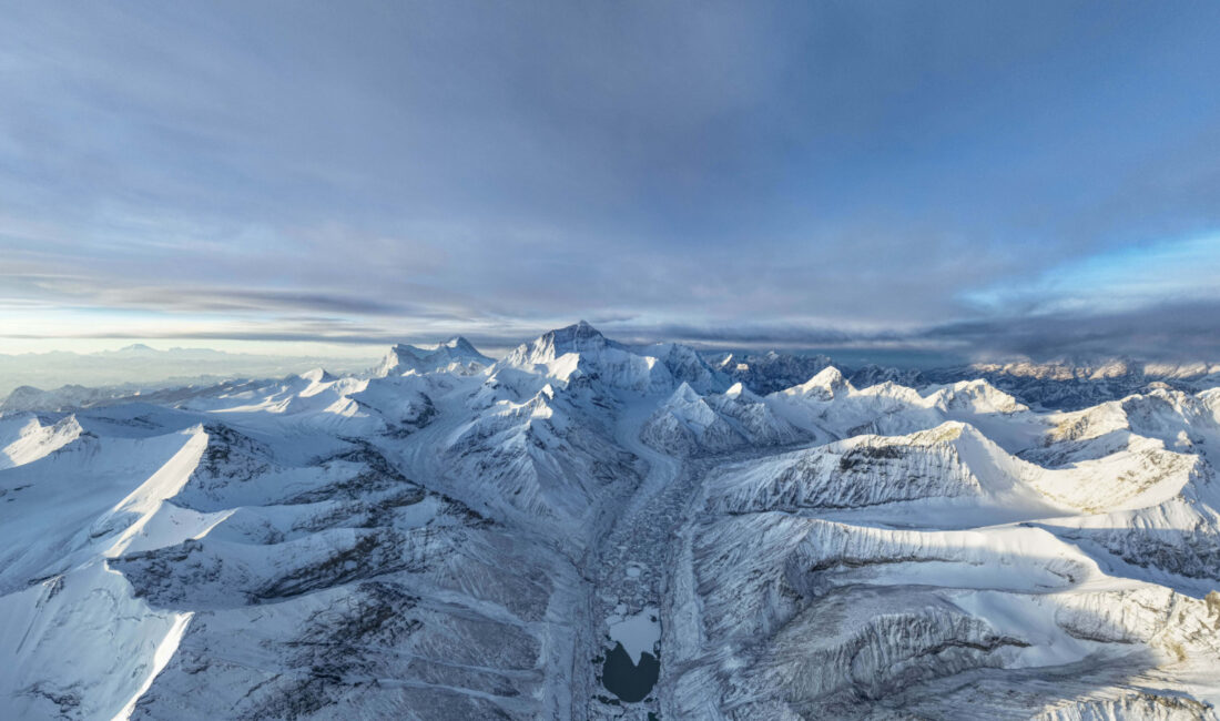 Everest’in Dünya’nın en yüksek dağı olduğu fikrine elveda. Bilim insanları