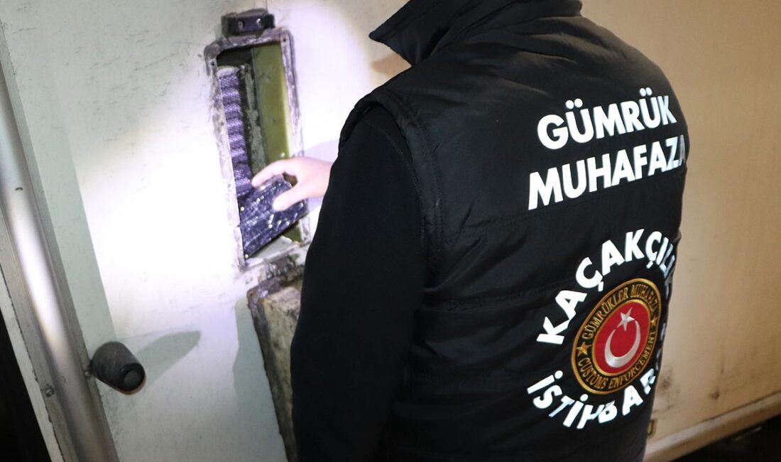 Ticaret Bakanlığı Gümrük Muhafaza ekiplerince Ağrı Gürbulak Gümrük Kapısı’nda gerçekleştirilen