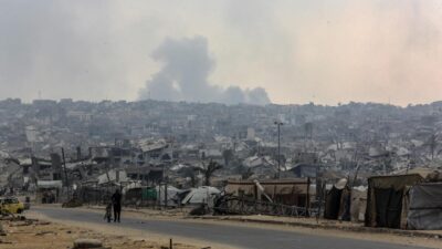 Katil İsrail ordusu, Gazze Şeridi’nde varılan ateşkese rağmen ihlallerini sürdürerek,