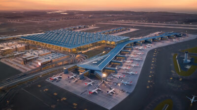 Ulaştırma ve Altyapı Bakanı Abdulkadir Uraloğlu, kasım ayında havalimanlarında uçuş