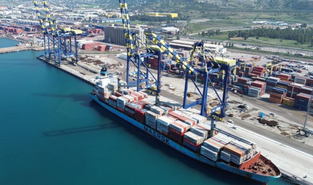 Ticaret Bakanı Ömer Bolat, 2025 yılında 11 ayın 4’ünde aylık