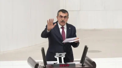 Türkiye Büyük Millet Meclisinin 32’nci Birleşiminin altıncı oturumunda yürütme adına