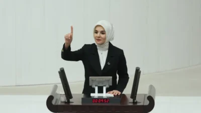 Türkiye Büyük Millet Meclisinin 32’nci Birleşiminin altıncı oturumunda yürütme adına