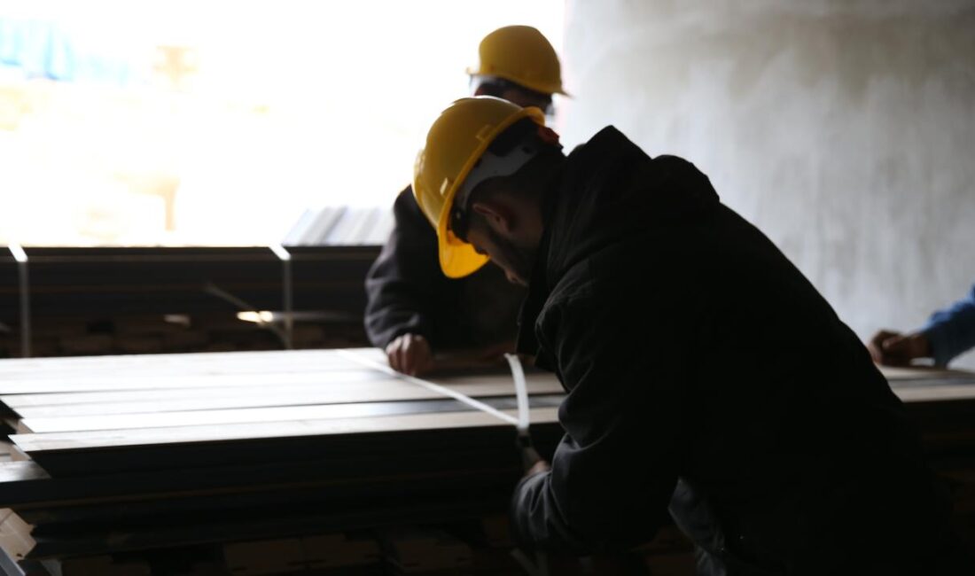 İnşaat sektöründe ücretli çalışan sayısı, eylül ayı itibarıyla 2 milyon