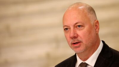 Bulgaristan Başbakanı Rosen Jelyazkov, üçlü koalisyon hükümeti için muhalefetin önergesiyle