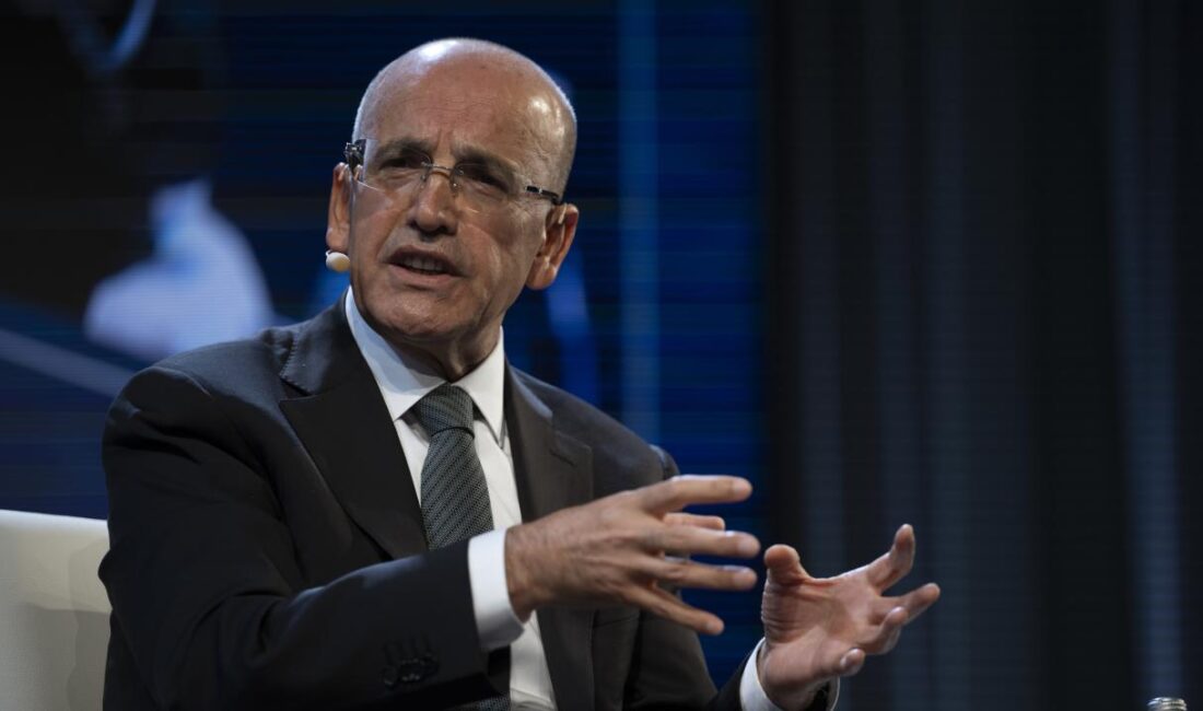 Hazine ve Maliye Bakanı Mehmet Şimşek, ihracatta teknoloji kompozisyonunun iyileştiğini