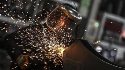 Sanayi üretim endeksi, ekimde aylık bazda yüzde 0,8 gerilerken yıllık