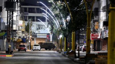 İşgalci İsrail ordusunun, Batı Şeria’nın güneyindeki El-Halil kentinde, iki Filistinliyi