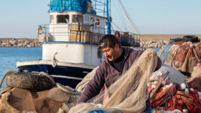 Türk tekne filosunun son zamanlarda Afrika’da avlanması ve balık unu