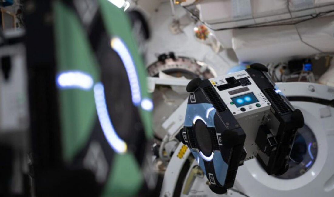 Uluslararası Uzay İstasyonu’nda (ISS) bir robot, tamamen otonom yapay zeka