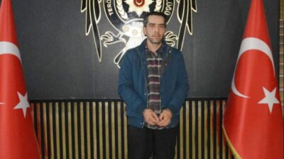 İstanbul’da düzenlenen operasyonda, hakkında “silahlı terör örgütüne üye olma” suçundan