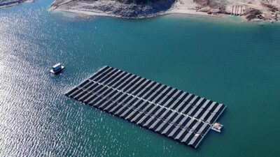 Yüzer güneş enerji santralleri (GES) kurulması için su yüzeylerinin kullanılması