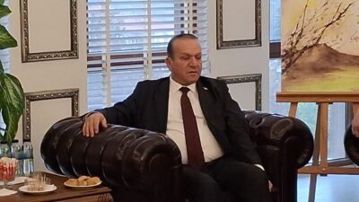 Kuzey Kıbrıs Türk Cumhuriyeti, hükümetinin Başbakan yardımcısı, Turizm, Gençlik ve