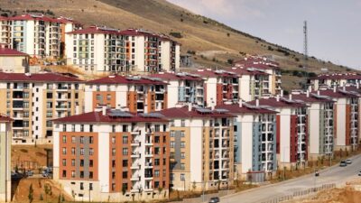 Çevre, Şehircilik ve İklim Değişikliği Bakanlığı, deprem bölgesindeki asrın inşa