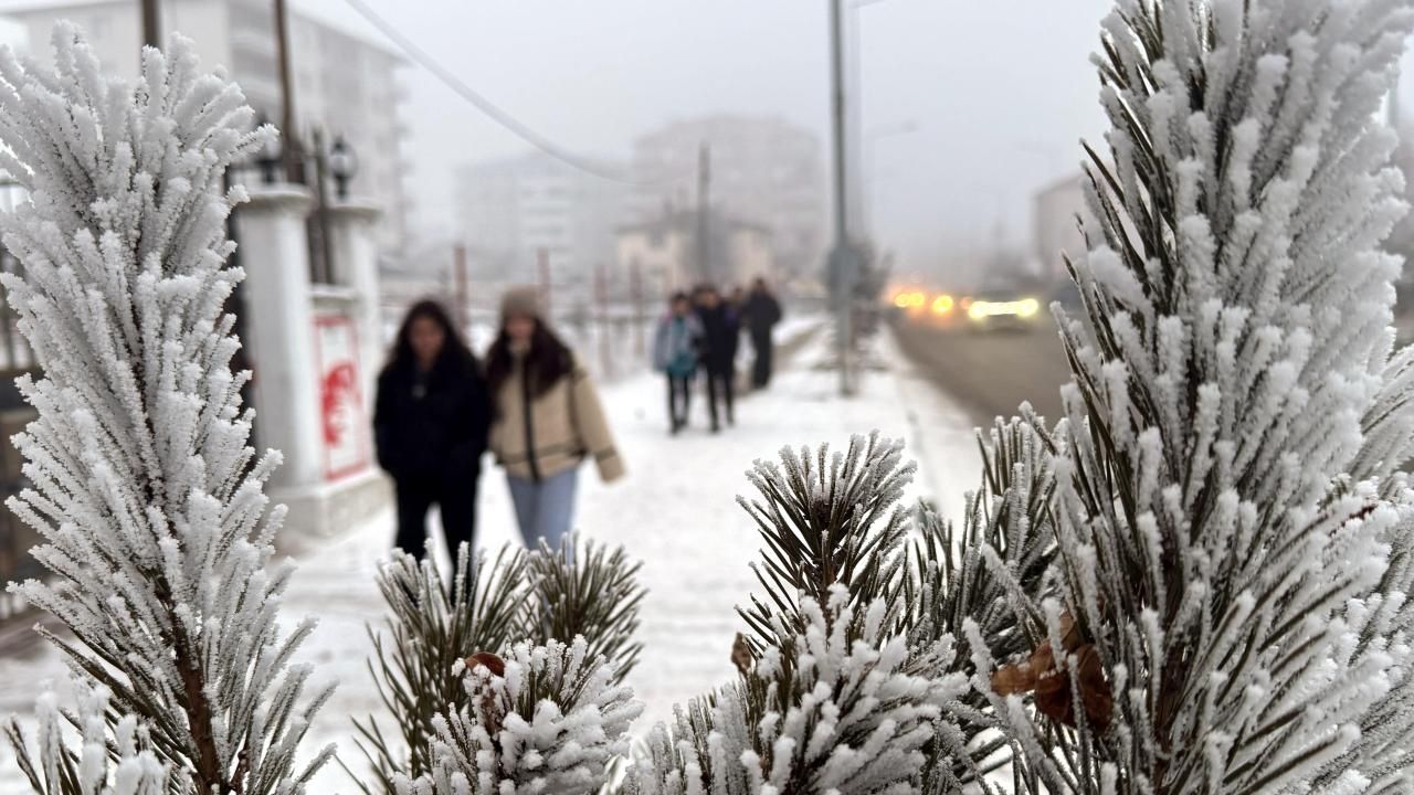 Ardahan’ın Göle ilçesinde gece hava sıcaklığı sıfırın altında 39,7 derece