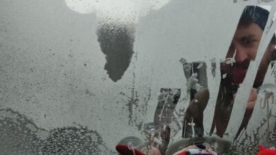 Ardahan’da kar yağışının ardından etkisini artıran dondurucu soğuklar, gece saatlerinde