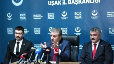 Büyük Birlik Partisi Genel Başkanı Mustafa Destici, Uşak ziyareti kapsamında