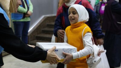 "Bu Ramazan Kalbine Dokun" sloganıyla yola çıkan Yetim Vakfı, Ramazan