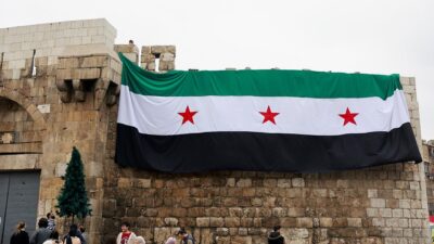 Suriye devlet televizyonu, Şam yönetimi ile terör örgütü YPG arasında