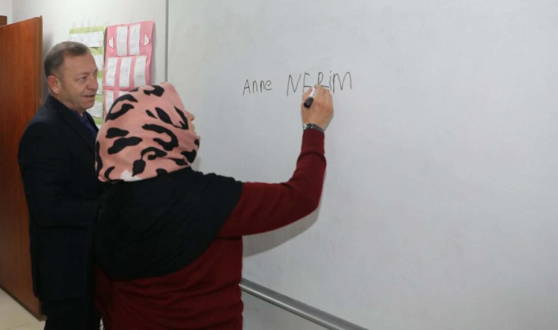 Kars Valisi Ziya Polat, toplumsal gelişimin ve kadın istihdamının merkezlerinden