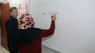 Kars Valisi Ziya Polat, toplumsal gelişimin ve kadın istihdamının merkezlerinden