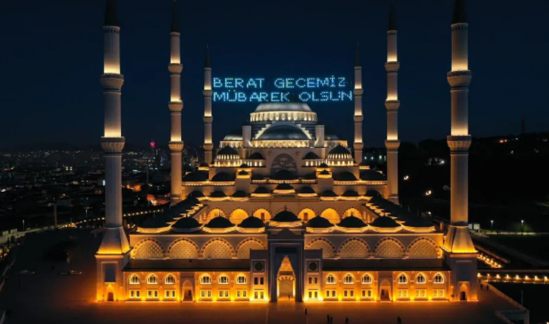 İslam dünyasında Ramazan ayının müjdecisi olarak kabul edilen Berat Kandili,