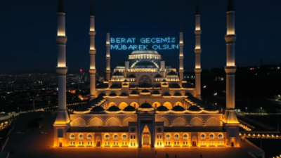 İslam dünyasında Ramazan ayının müjdecisi olarak kabul edilen Berat Kandili,