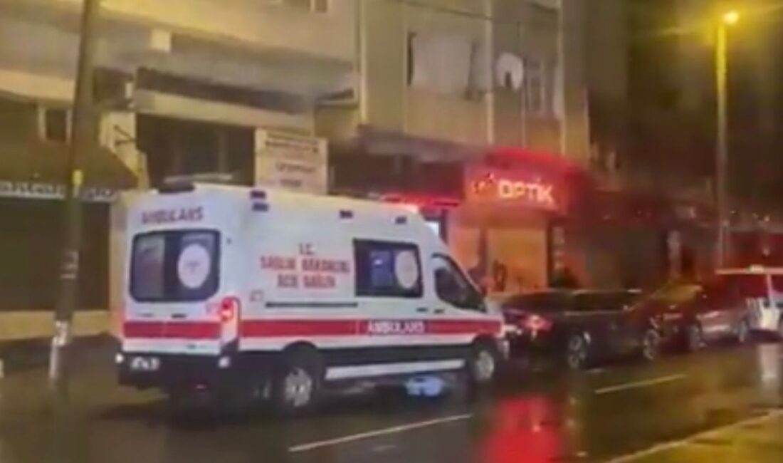 Esenler’de bir iş yerinde çıkan yangın, itfaiye ekiplerinin müdahalesiyle söndürüldü.