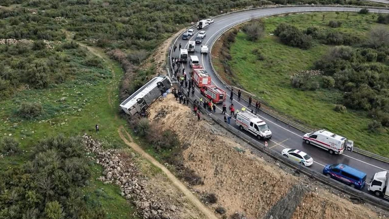 9 kişinin hayatını kaybettiği kazada yaralı kurtulan yolcu, sisli yolda