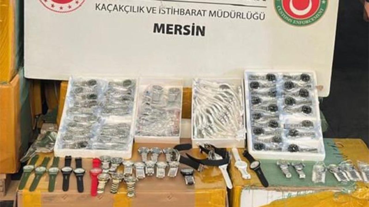Mersin’de yürütülen operasyon kapsamında, çeşitli markalara ait 116 bin 50