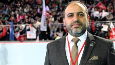 Yeniden Refah Partisi Adana İl Başkanı Özkut Özdemir, kentte etkili