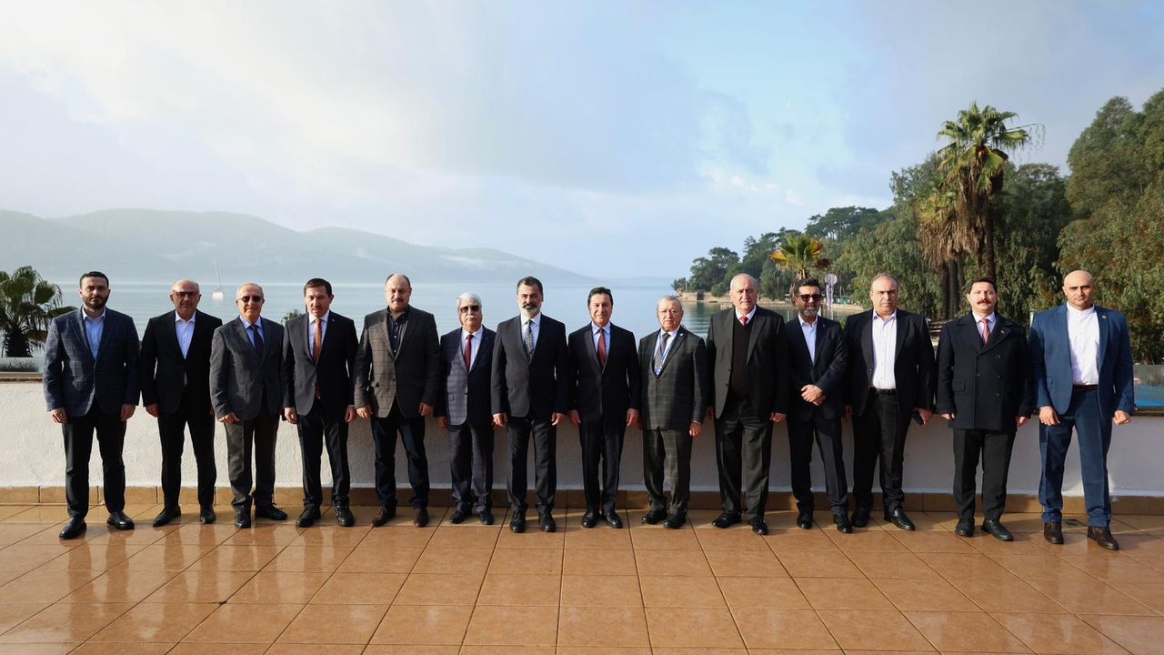 UCLG-MEWA Kültür ve Turizm Komitesi Toplantısı’nda konuşan Şanlıurfa Büyükşehir Belediye