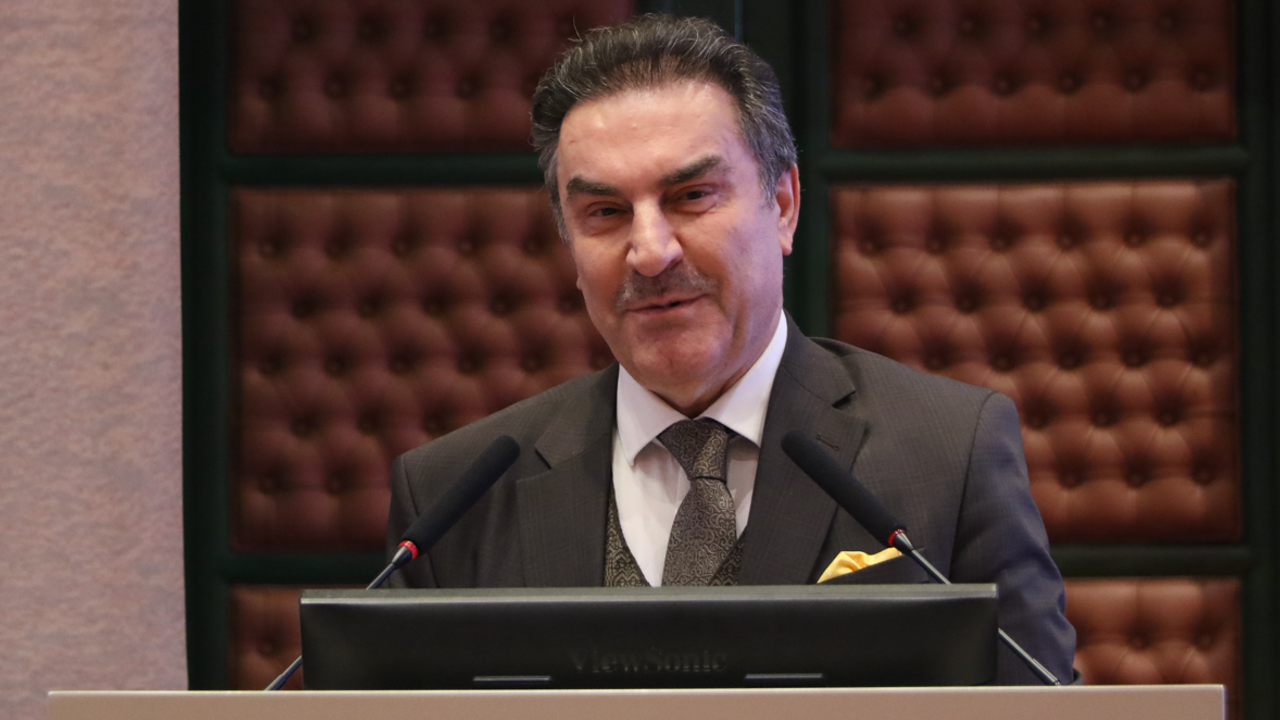 Akademisyen ve Haber7.com yazarı Prof. Dr. Zakir Avşar, “Buluşturan, kavuşturan