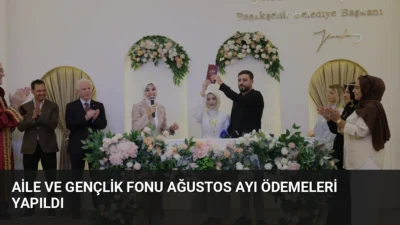 Bakan Göktaş, Aile ve Gençlik Fonu kapsamında Ağustos ayında 19