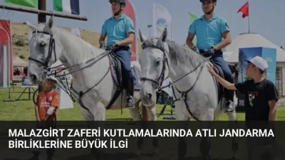 Malazgirt Zaferi'nin 955. yıl dönümü etkinliklerine katılan Atlı Jandarma Birlikleri,