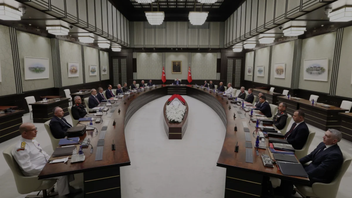 Cumhurbaşkanı Erdoğan başkanlığında toplanan MGK, terörle mücadele kararlılığını yinelerken bölgesel