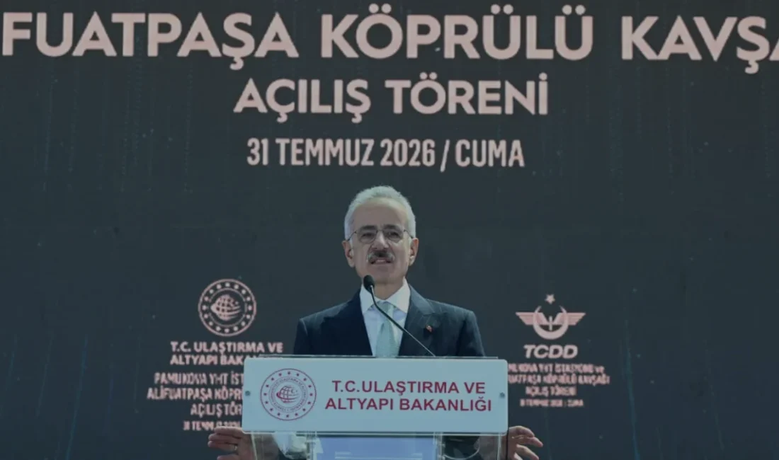 Ulaştırma ve Altyapı Bakanı Uraloğlu, Sakarya'da Pamukova YHT İstasyonu ve