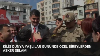 Kilis'te düzenlenen Dünya Yaşlılar Günü yürüyüşünde, Çorum'dan gelen özel bireyler