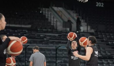 A Ulusal Bayan Basketbol Grubu Romanya Maçı İçin Medya Günü Düzenledi