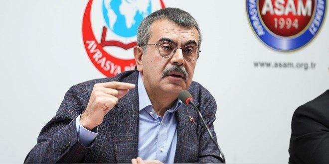 Bakan Tekin: Müfredatımızı yüzde 35 oranında sadeleştirdik