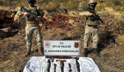 Bitlis’te Terör Operasyonu: Mühimmat ve EYP Ele Geçirildi