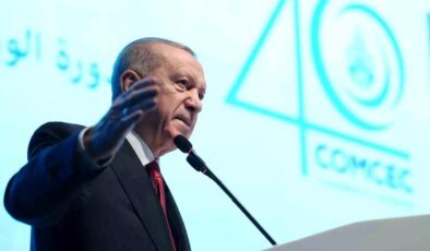 Cumhurbaşkanı Erdoğan: “İslam coğrafyalarında yaşanan acılardan daha acı olan, Müslümanlar ortasındaki anlamsız ihtilaflardır”