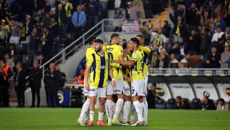 Fenerbahçe 3 puanı golcüleriyle aldı